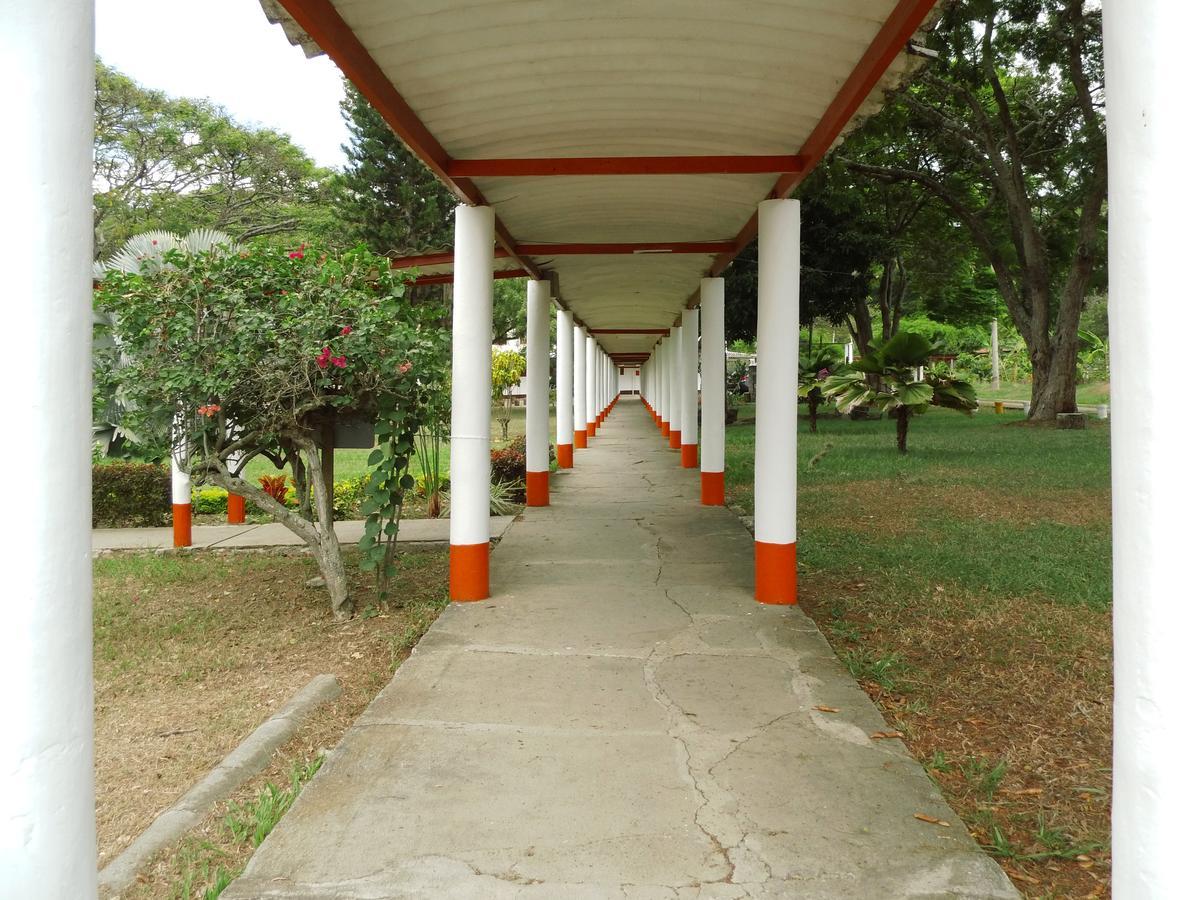 Imca Hotel Buga Exterior photo