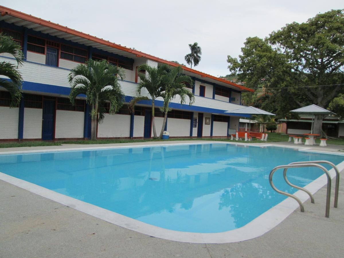 Imca Hotel Buga Exterior photo